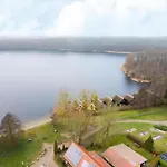 Mit Sauna Im Mirow Nyaraló *