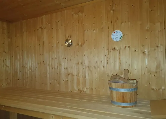 別荘 Mit Sauna Im Mirow